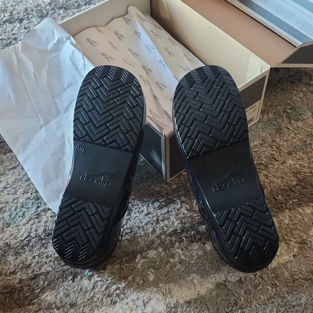 NWT!  Dansko Metallic clogs mules - Picture 7 of 10